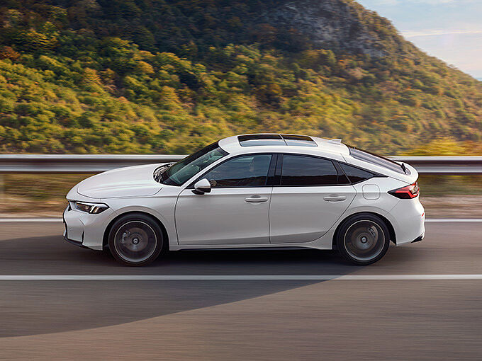 Civic e:HEV Elegance  - Leasing 299 €