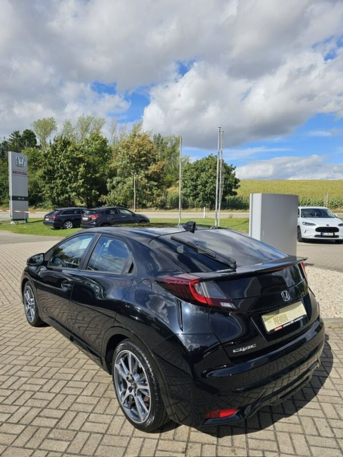 Honda Civic 1.4 i-VTEC Edition X