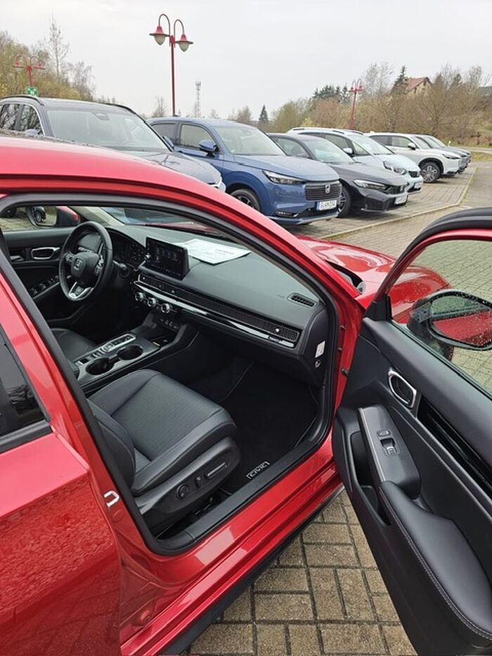 Honda Civic e:HEV 2.0 i-MMD Hybrid Advance