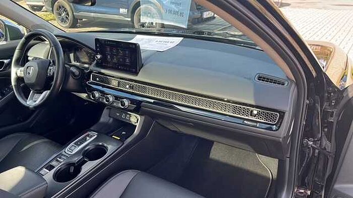 Honda Civic e: HEV 2.0 i-MMD Hybrid Advance