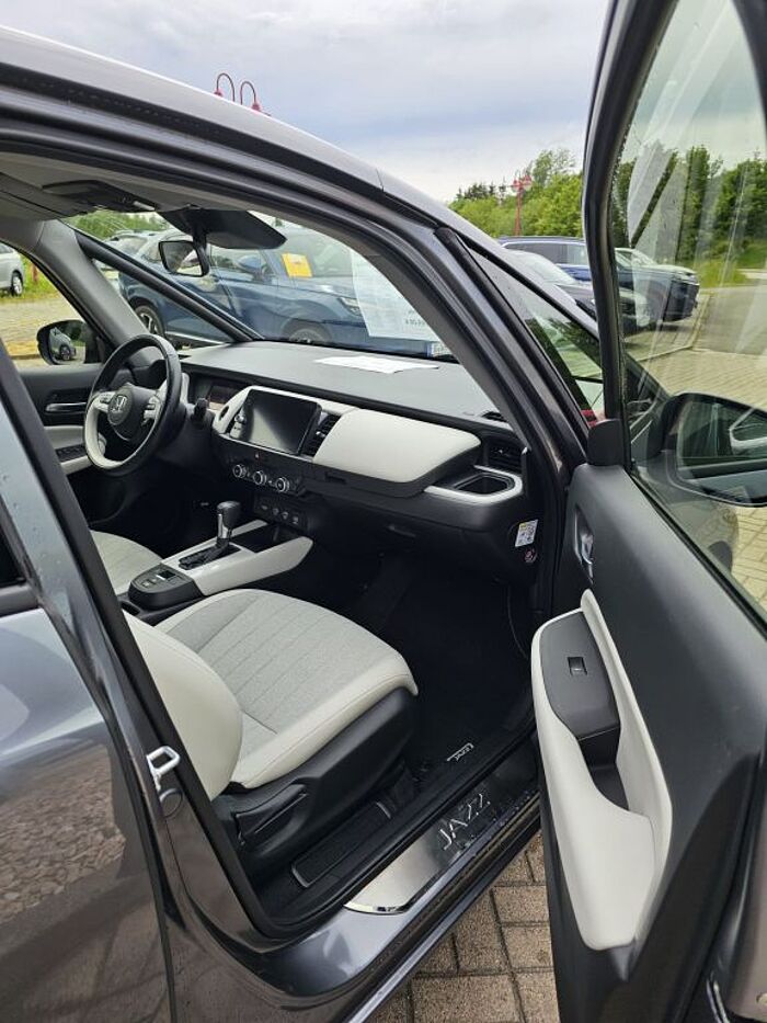 Honda Jazz 1.5 i-MMD Hybrid e-CVT Executive