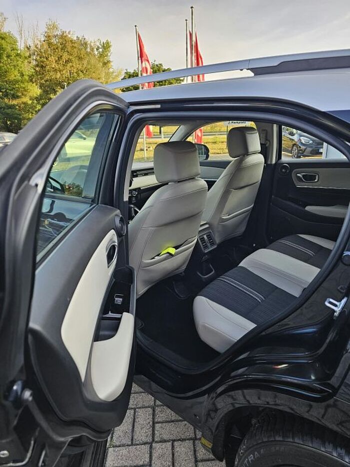 Honda HR-V e:HEV 1.5 i-MMD Hybrid Advance Style