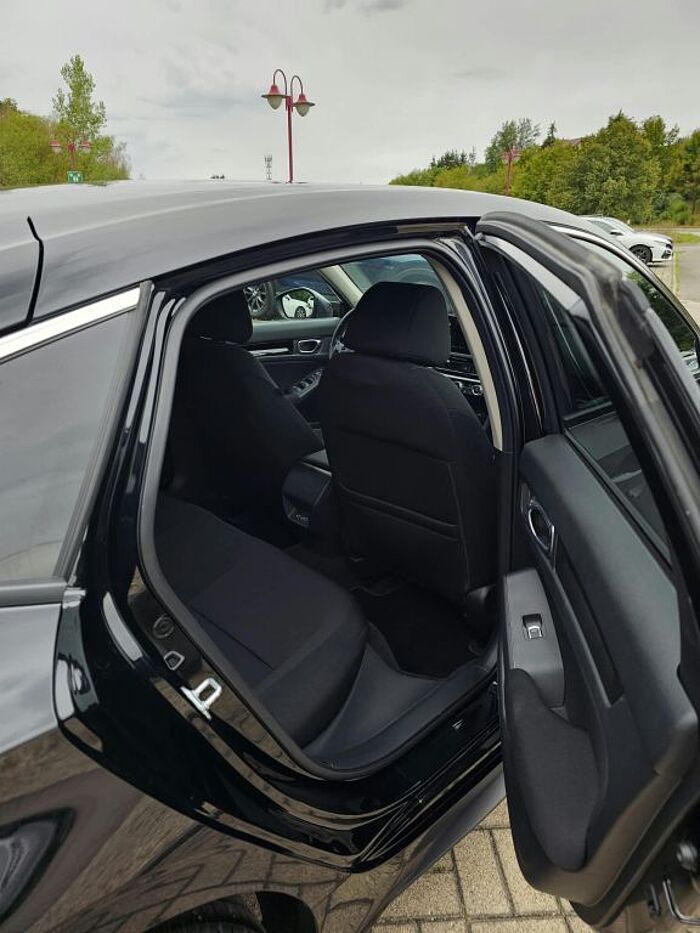 Honda Civic e:HEV 2.0 i-MMD Hybrid Elegance