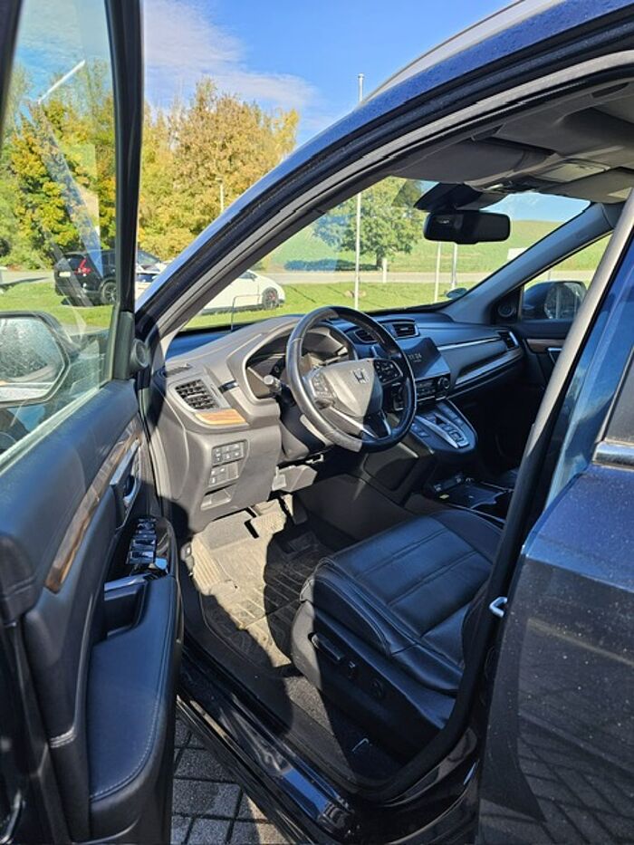 Honda CR-V e: HEV 2.0 i-MMD Hybrid 4WD Executive
