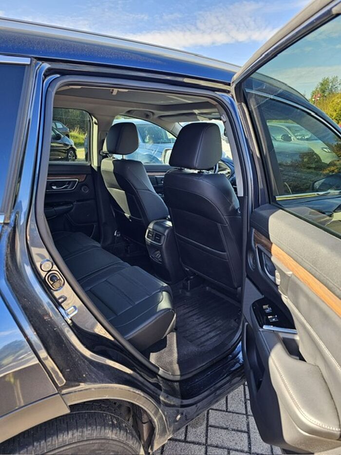 Honda CR-V e: HEV 2.0 i-MMD Hybrid 4WD Executive
