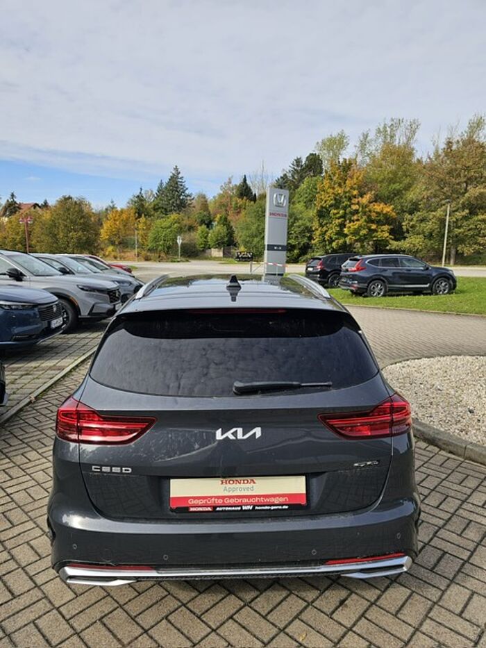 Kia Ceed SW 1.5 T-GDI DCT7 OPF GT Line