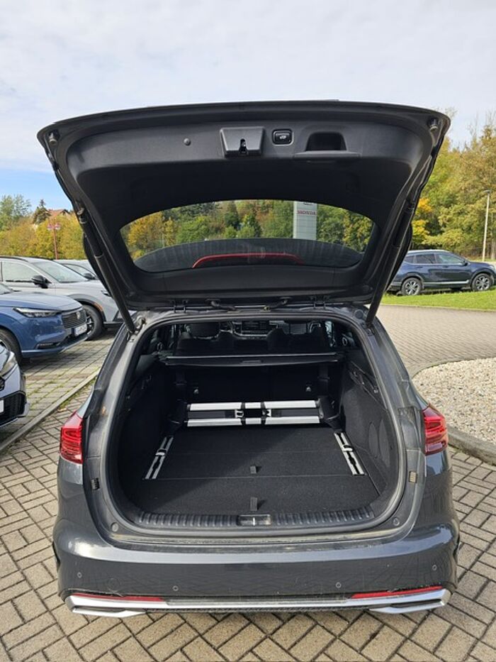 Kia Ceed SW 1.5 T-GDI DCT7 OPF GT Line