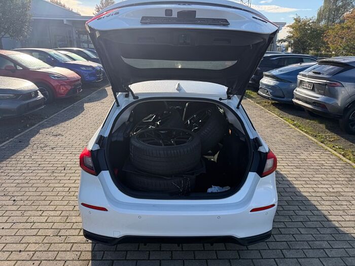 Honda Civic e:HEV 2.0 i-MMD Hybrid Advance