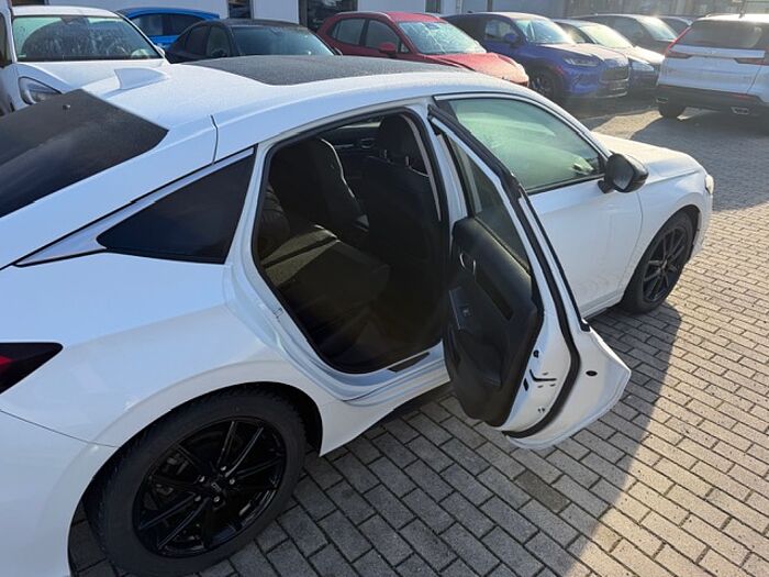 Honda Civic e:HEV 2.0 i-MMD Hybrid Advance