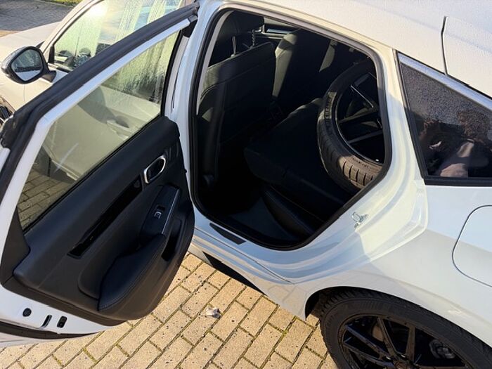 Honda Civic e:HEV 2.0 i-MMD Hybrid Advance